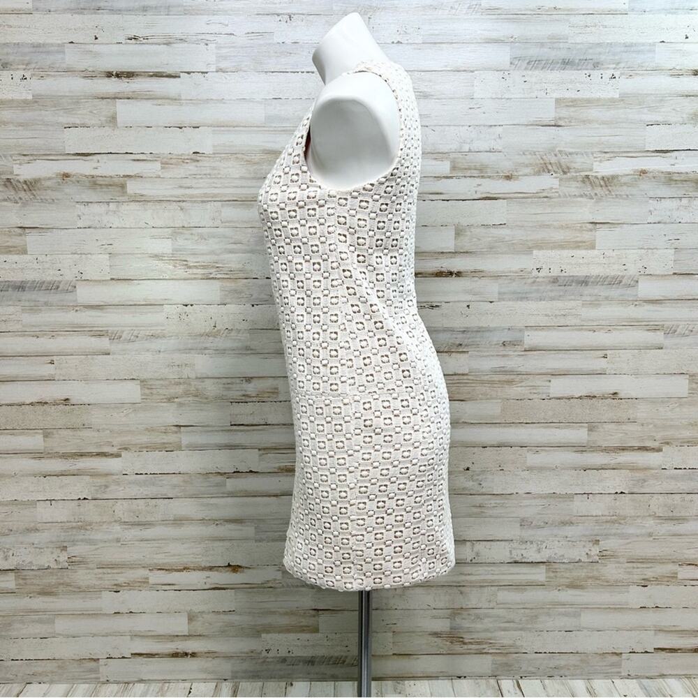 Tibi Sonoran Sleeveless Eyelet Shift Dress Size 0 Ivory Overlay Neutral Cotton - Picture 5 of 15